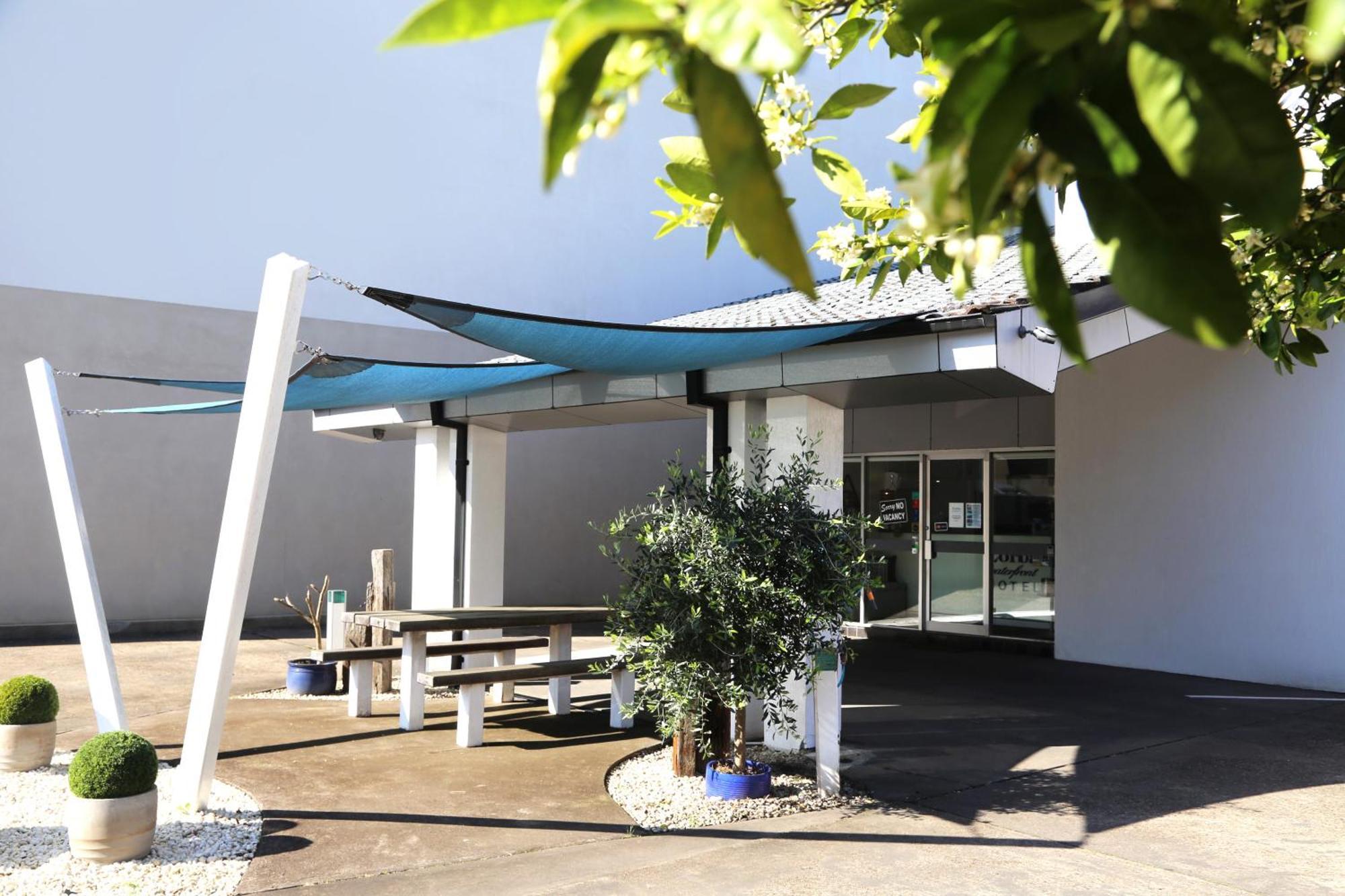 Zorba Waterfront Motel Batemans Bay Exterior foto