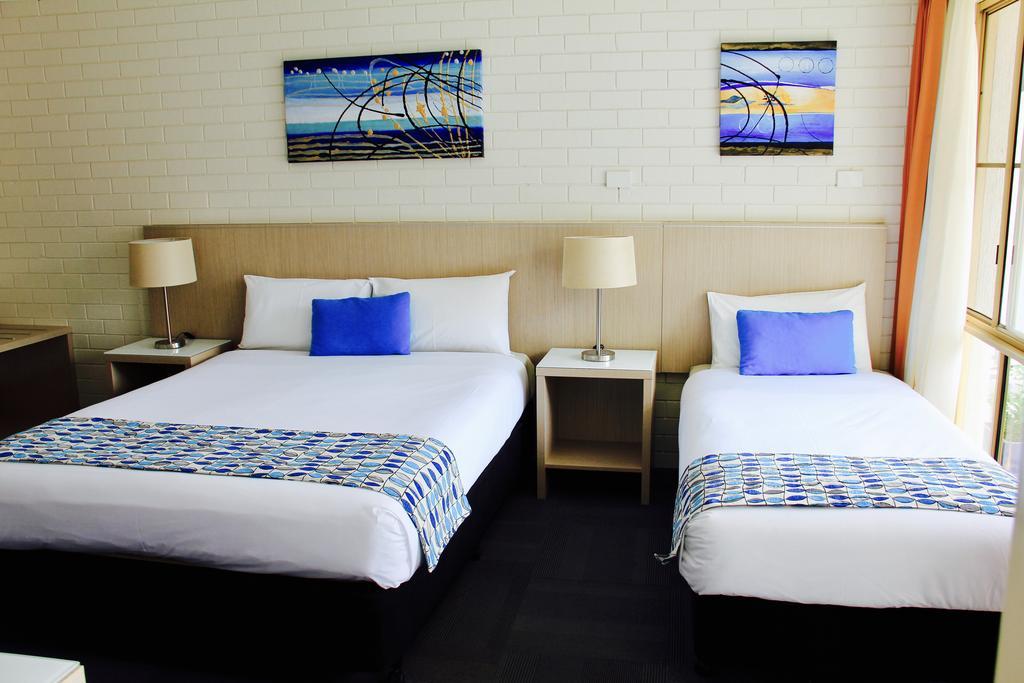 Zorba Waterfront Motel Batemans Bay Exterior foto